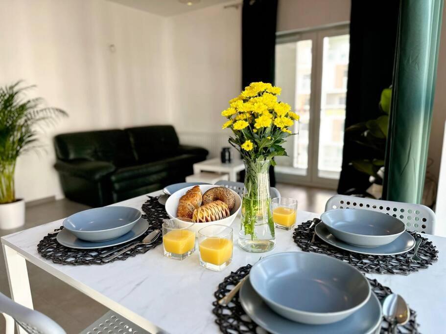 Dzielnica Parkowa #7 Apartment Rzeszow Bagian luar foto